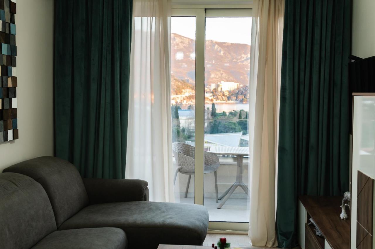 Montesun Boka Apartments Budua Esterno foto
