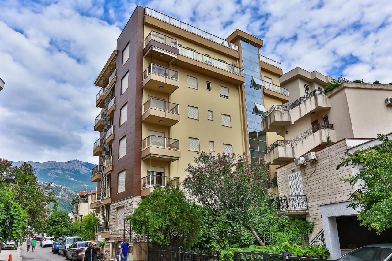 Montesun Boka Apartments Budua Esterno foto