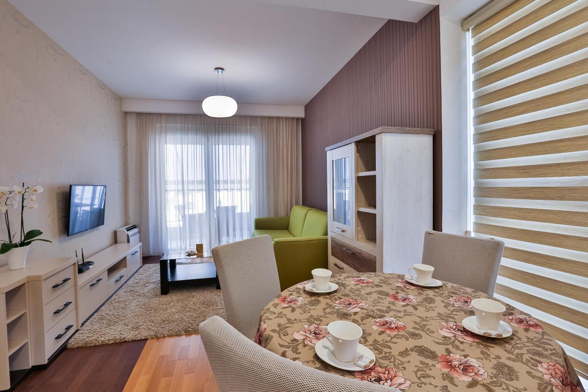 Montesun Boka Apartments Budua Esterno foto