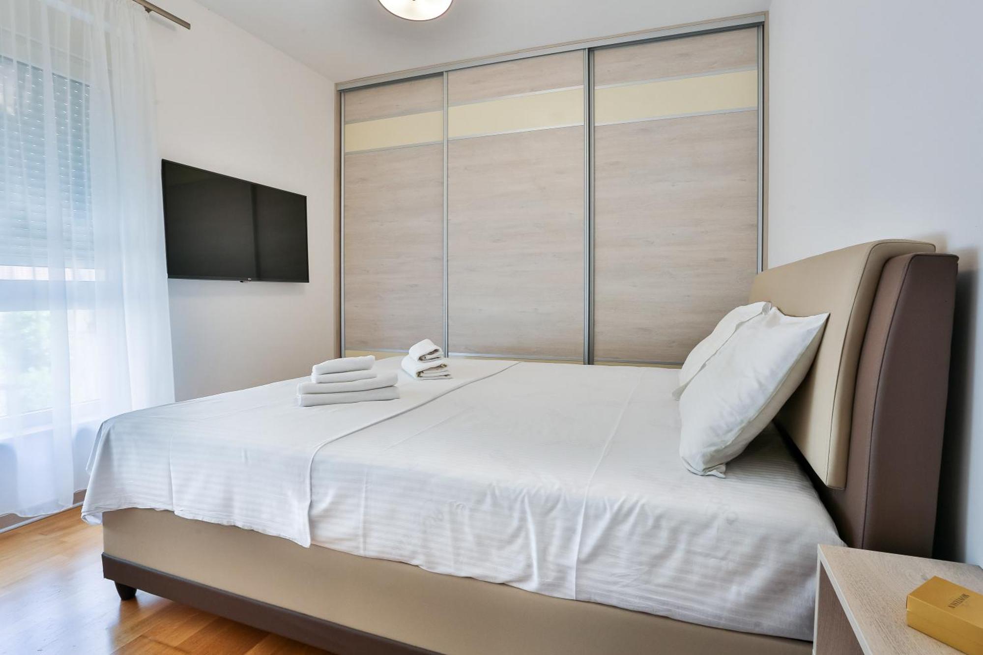 Montesun Boka Apartments Budua Esterno foto