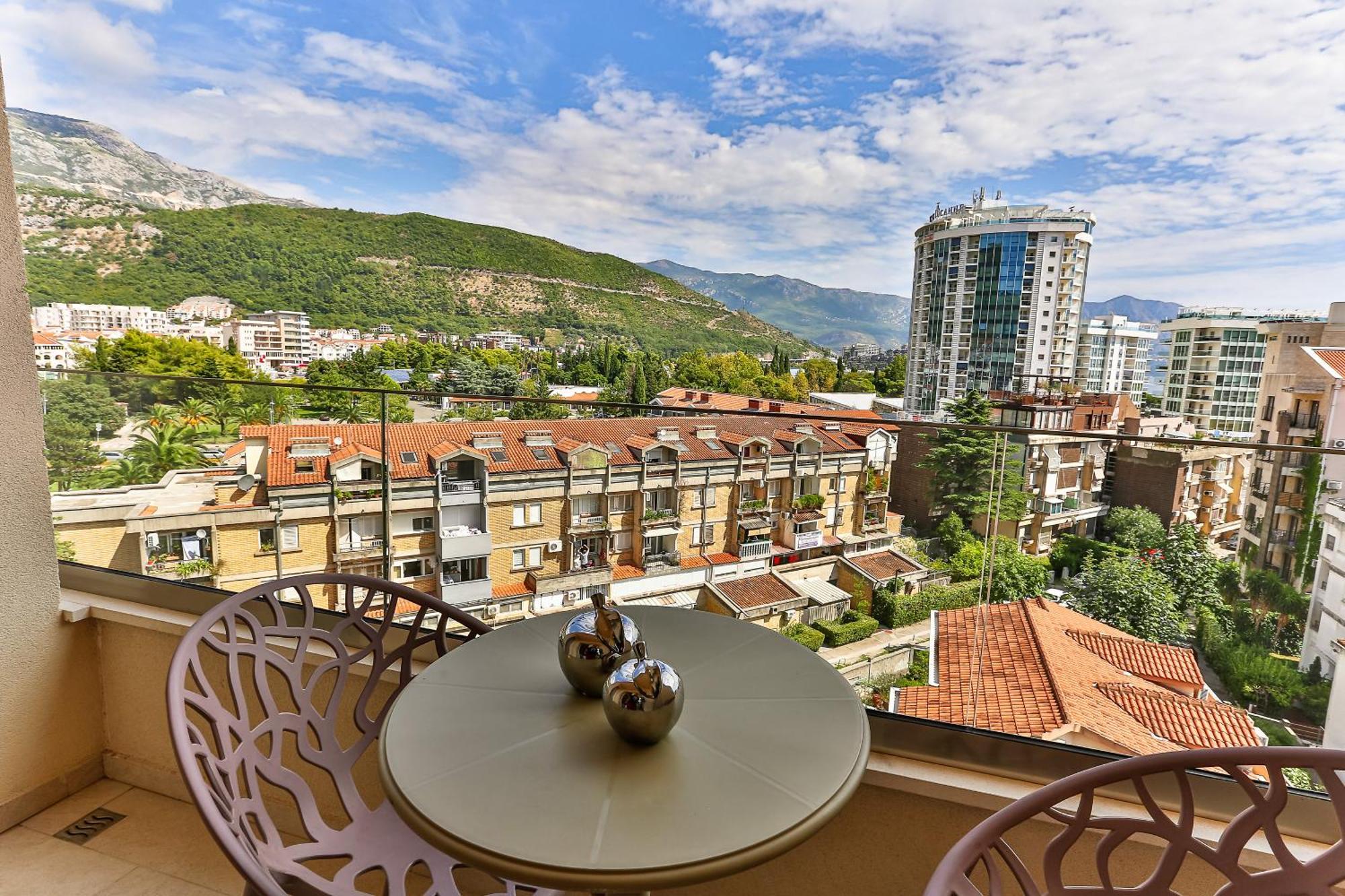 Montesun Boka Apartments Budua Esterno foto